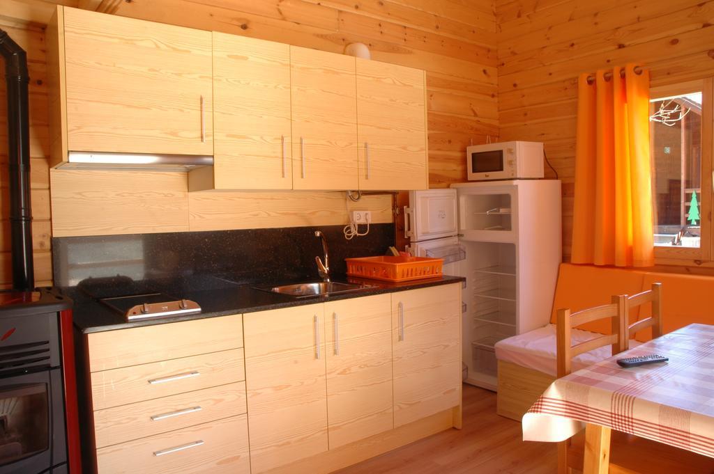 Camping Era Yerla D'Arties Luaran gambar