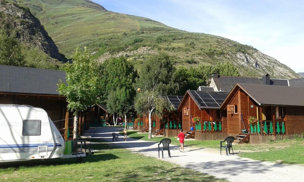 Camping Era Yerla D'Arties Luaran gambar