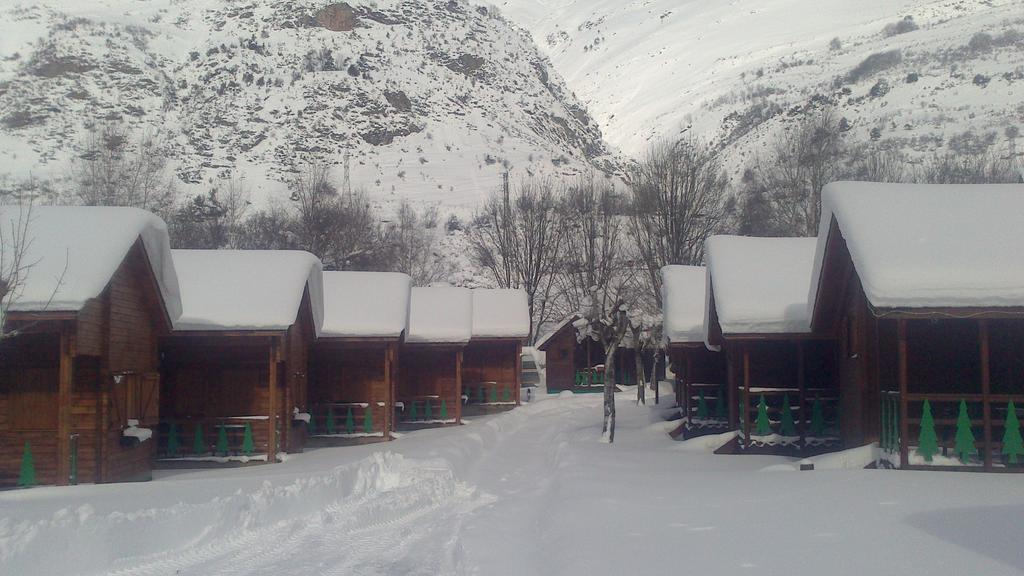 Camping Era Yerla D'Arties Luaran gambar